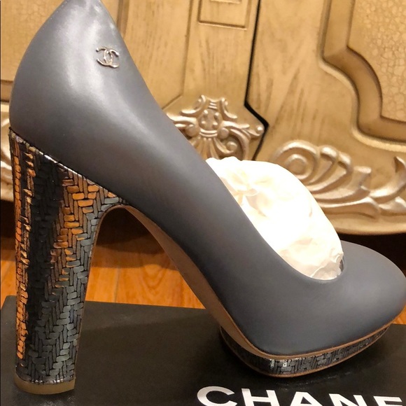Chanel Escaprins Platform - Picture 2 of 6